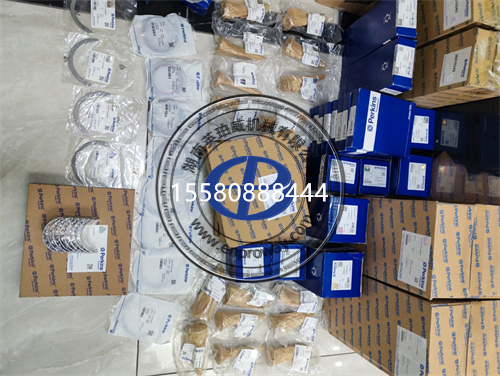 珀金斯1204EA-E44TTA发动机总成与零配件：工程机械的动力心脏